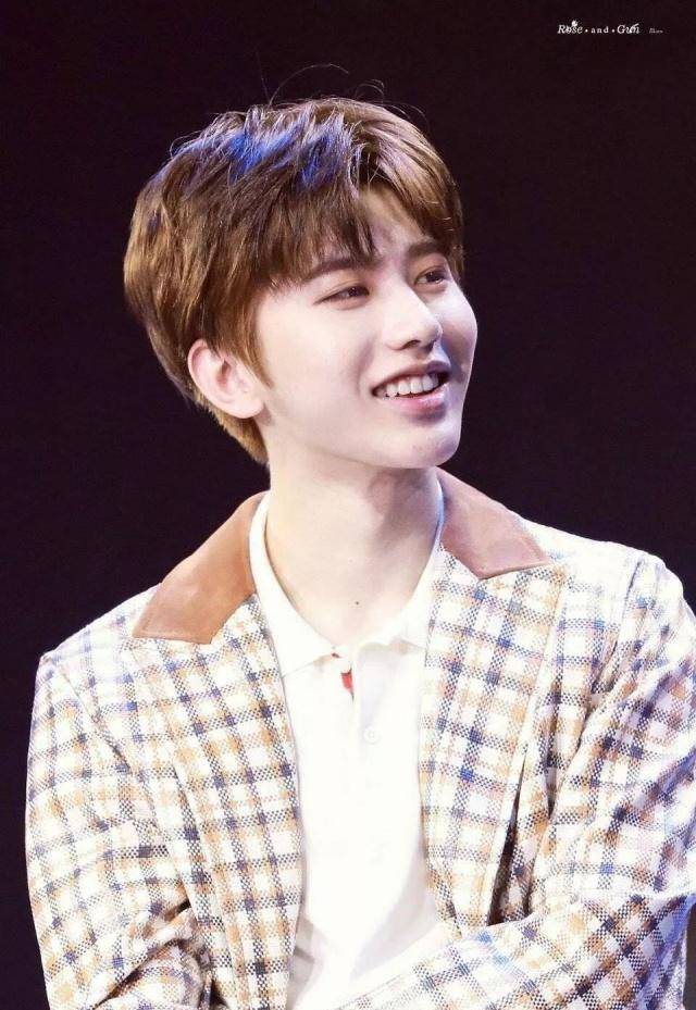 只是直到现在,蔡徐坤也没有找到一个合适的cp炒作对象,别看蔡徐坤的