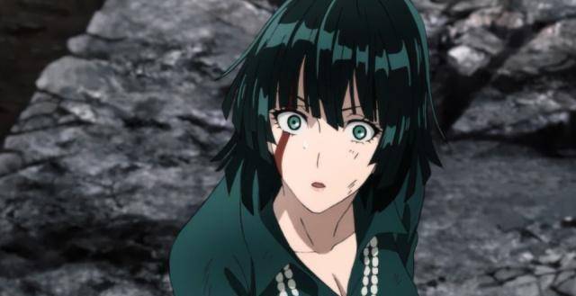 交战过程中,老师挺身而出帮吹雪挡下了杰诺斯的强力攻击防止误伤的图