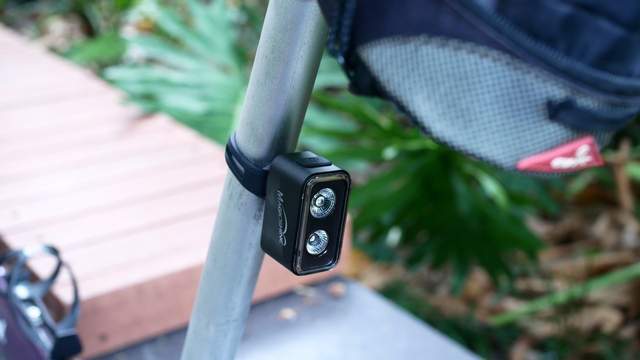 迈极炫 SEEMEE300感应追光尾灯:八大硬核科技,为安全骑行护航
