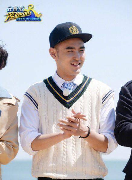 第10期跑男中被邀请的男嘉宾有李现和任嘉伦,其中李现更是第5季跑男中