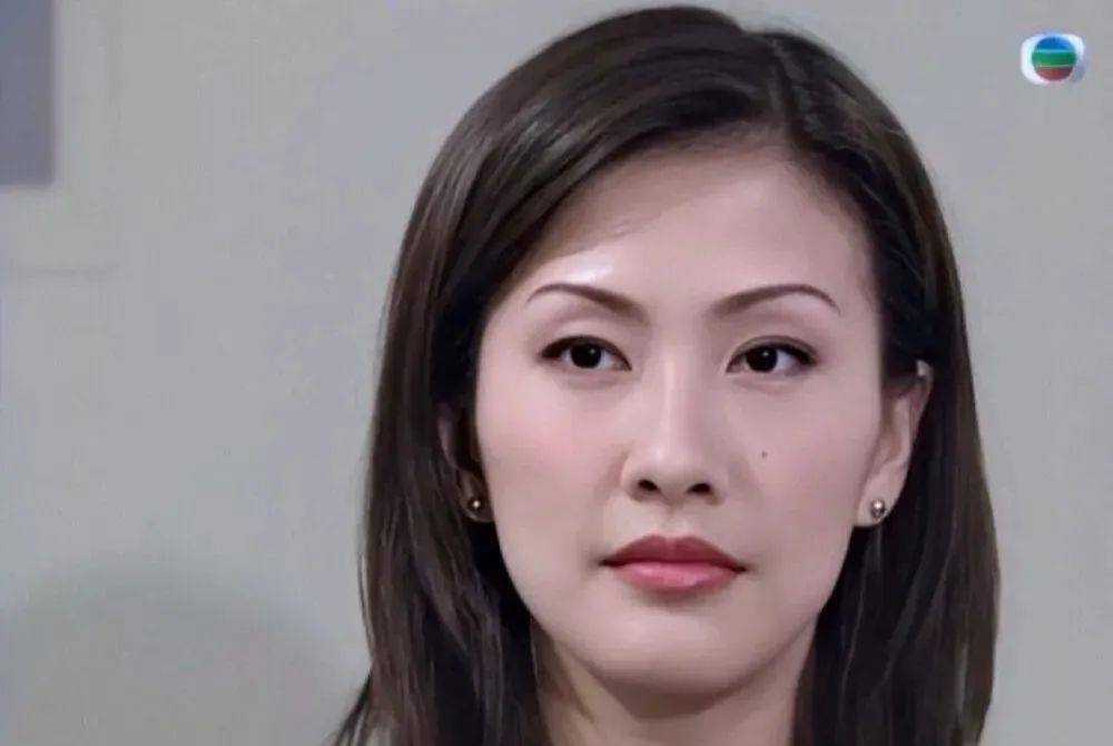 中年分手,帮夫还债,却在当教师后活成最优雅的女人_陈慧珊_聂宝言