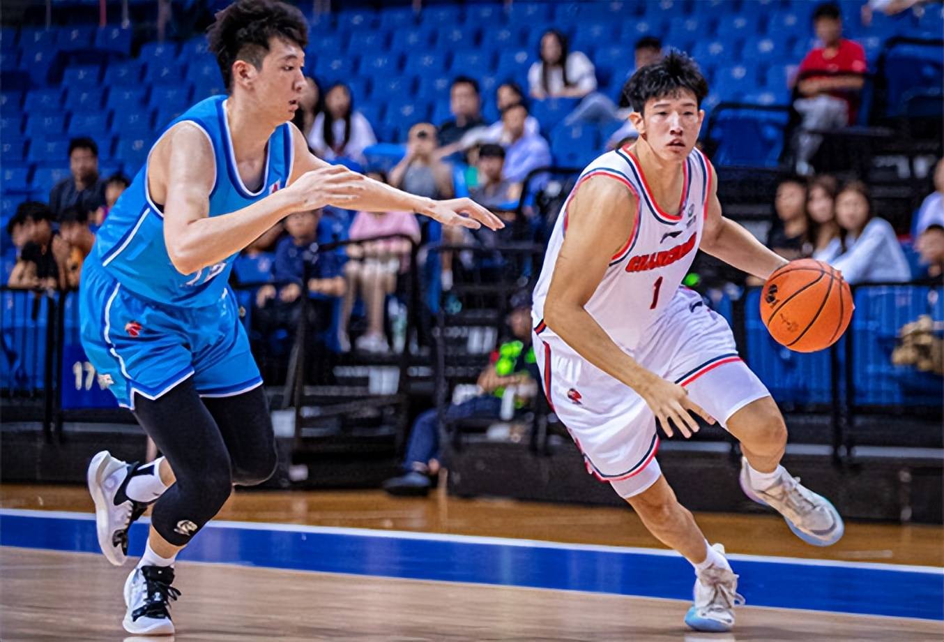 cba新星观察(二):一场兑现一项天赋,广东天之骄子黄明依_突破_比赛