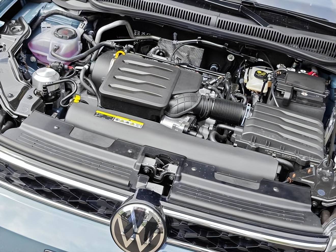 上汽大众始终响应年轻人的心声,从朗逸新锐可窥一二