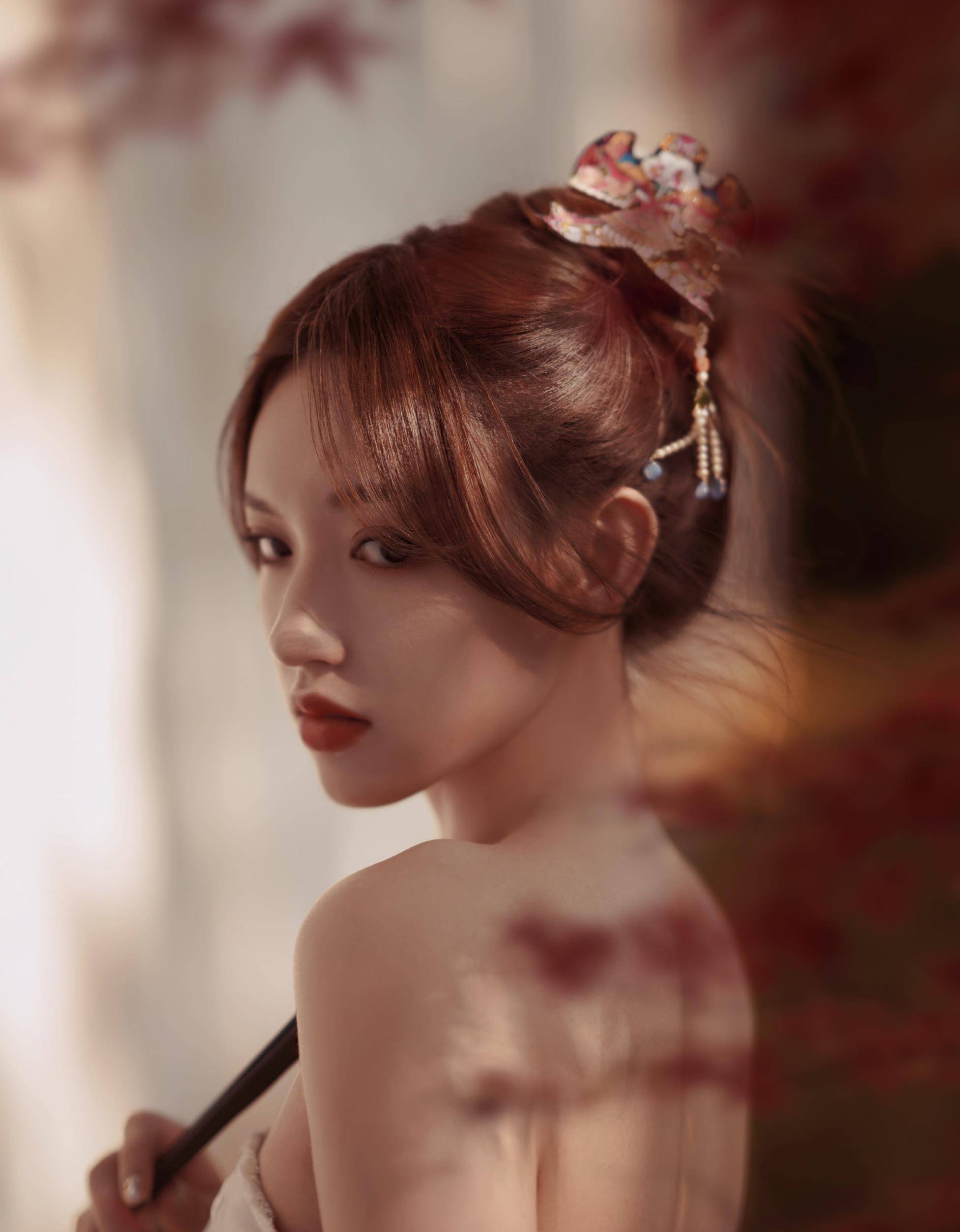 程潇的妹妹程晨签约乐华,和姐姐在同一家公司,粉丝:不懂爱房黑_程琛