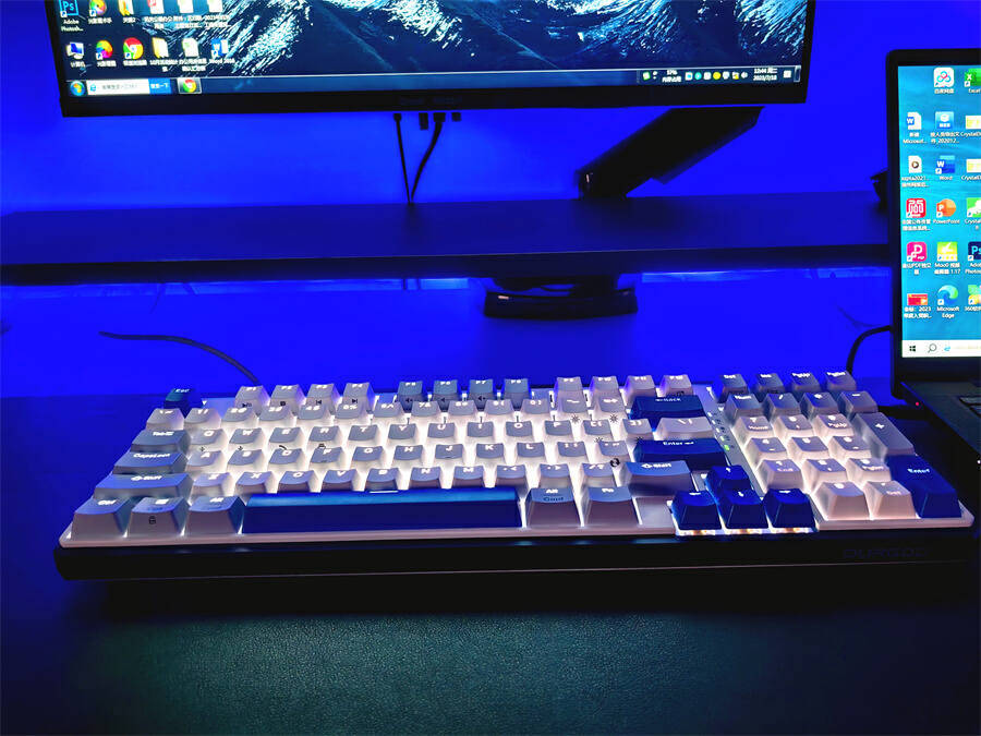 杜伽K615w 97键机械键盘实测:晶莹剔透的背后是满满幸福感