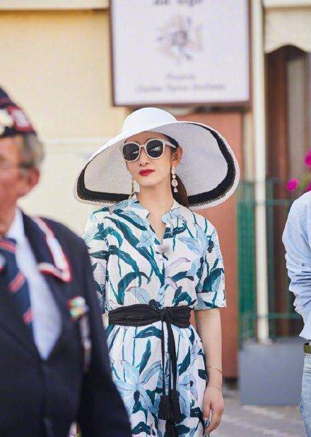 《中餐厅》王俊凯奶茶将上线,杨紫拼色发带喜人,谁还会是惊喜_节目