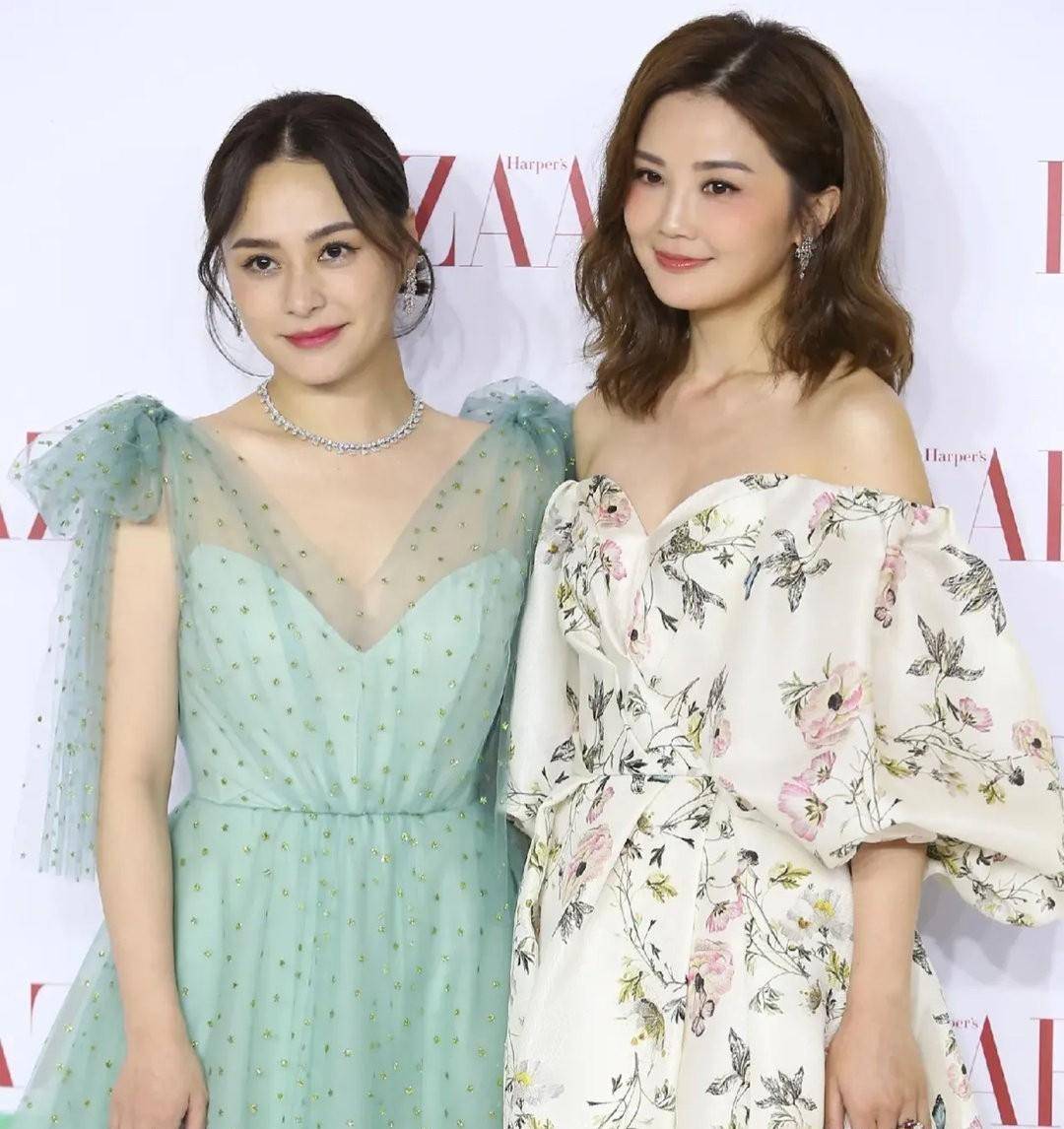 杨幂大波浪裙显气质,钟楚曦黑裙白纱妆容明艳,景甜让人眼前一亮_西装