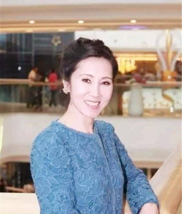 林宁的真实身份是什么( 王思聪的妈妈林宁背景) - 八卦 - 搜娱网