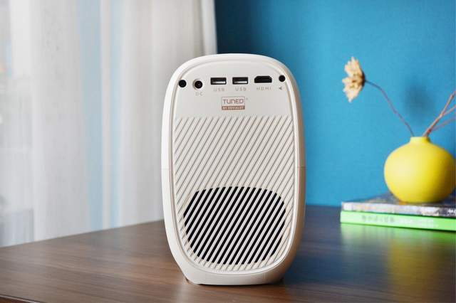 家用投影仪怎么选？小巧轻便AOC F1智能投影，千元价位也有好画质