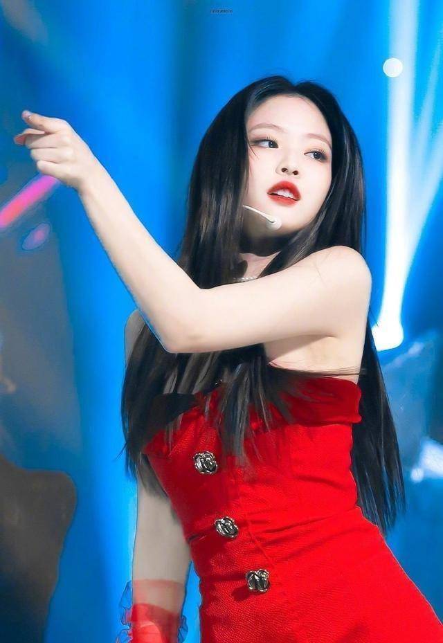 blackpink演唱会在今日引起了很大的反响,粉墨组合四