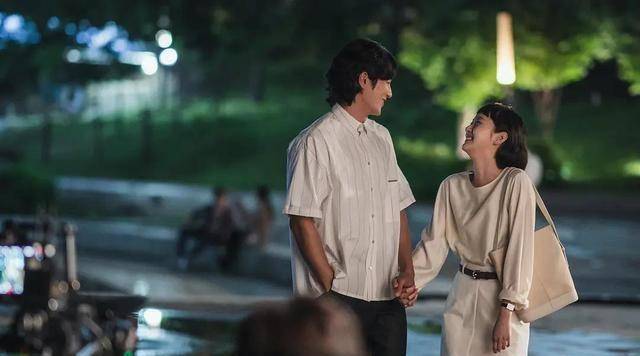 金高银爆火新剧《柔美的细胞小将》大结局!