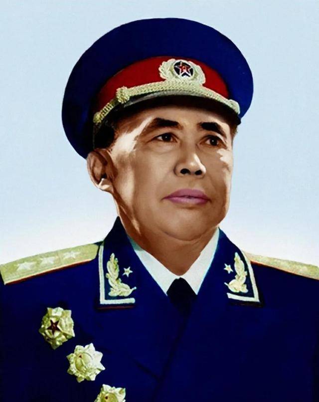 1985年，被撤编的6大军区都有哪些，首任司令员都是谁