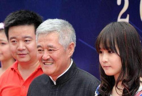 潘长江:这是我的女儿,曾志伟:这是我的女儿,张凯丽:麻烦让让_赵本山