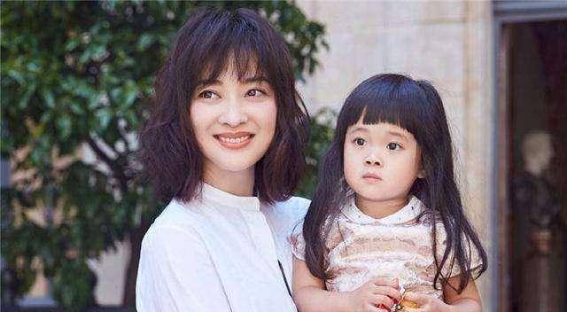 梅婷女儿悄悄长大,仅7岁就拥有惊人颜值,从此告别"蒙奇奇"_孩子_影响