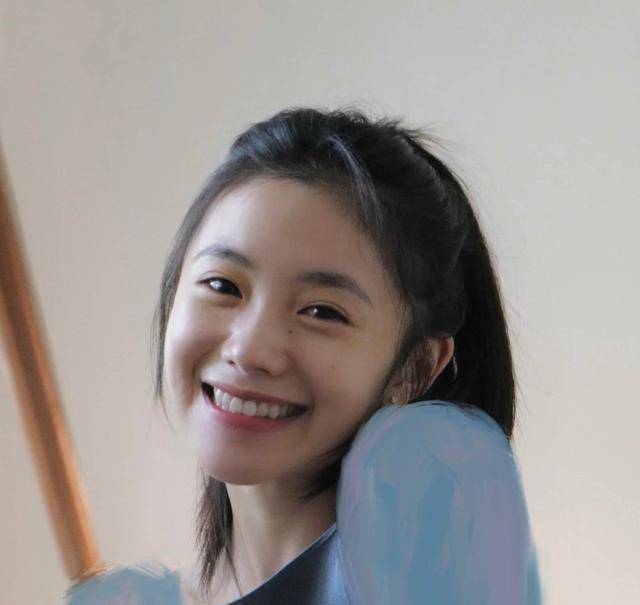刘浩存凭借张艺谋《一秒钟》获亚洲电影大奖最佳新演员奖,引争议_网友