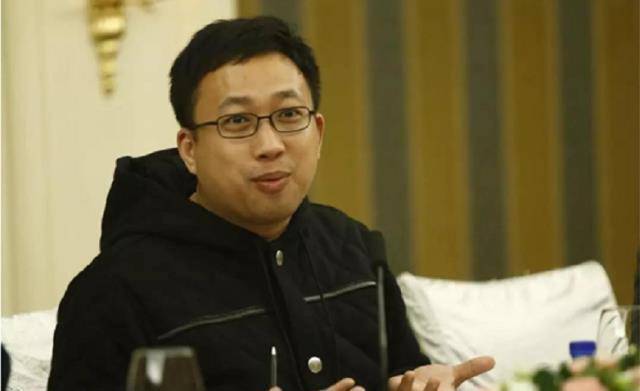 这件事情源于是在易柏辰的的超话中,有人发文指责于正对易柏辰的不