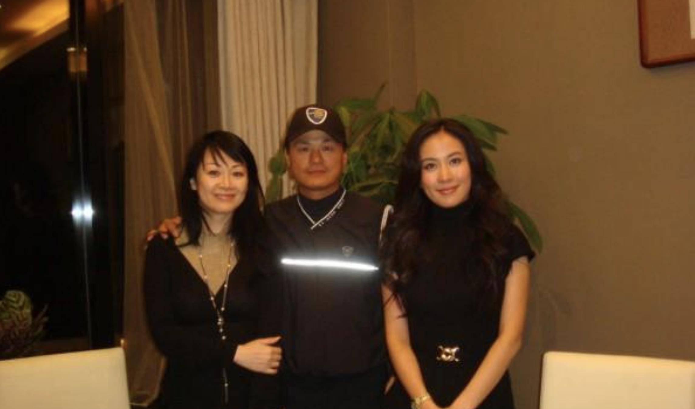 张也与张行分手24年:她痛失父亲单身未育,他47岁做爸爸再惹官司_音乐