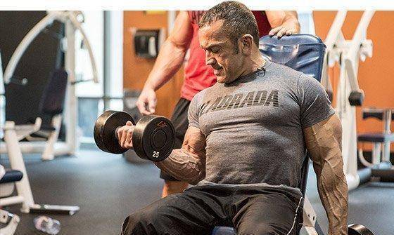 "巨人杀手"李拉布拉达:健美黄金时代的传奇,奥赛的无冕之王_训练_哈尼