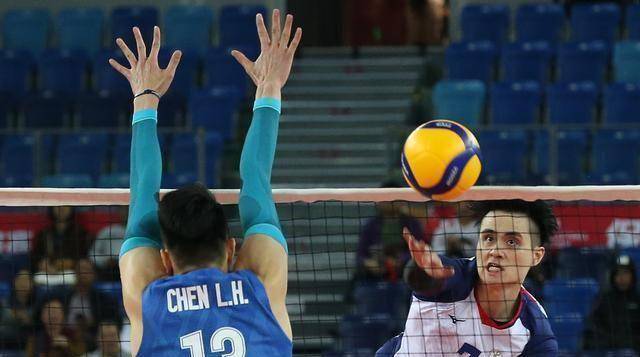 那个回应朱婷择偶标准的男排球员昨晚嗨了:我那个球就是转折点_张哲嘉