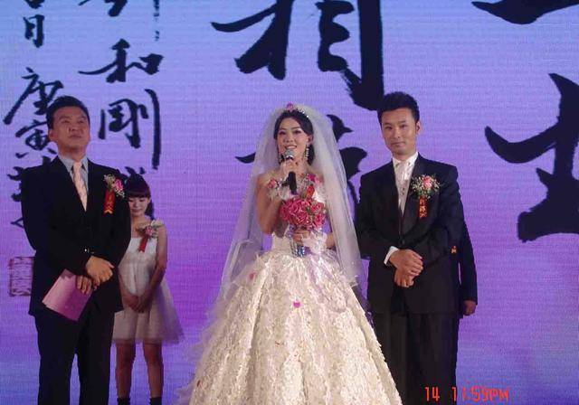 歌唱家刘和刚王宏伟,一个娶世界小姐一个娶钢琴公主,都闪电结婚_歌曲