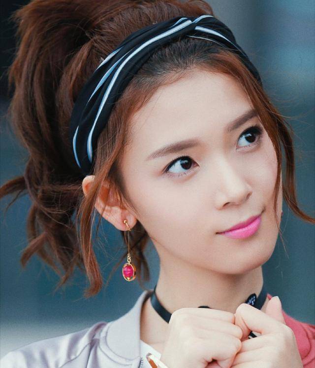 陈瑶:有演技但公司没实力,唐人力捧也不行,担心解约后成为金晨_作品