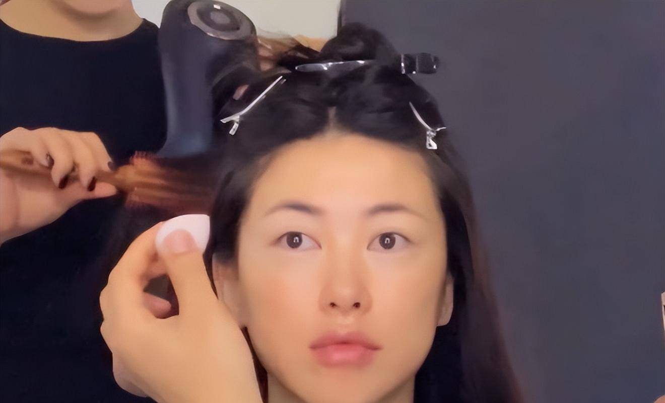 朱珠化妆秘诀:素颜→迷人淡妆→全妆辉煌蜕变之路!_时尚_魅力_自然