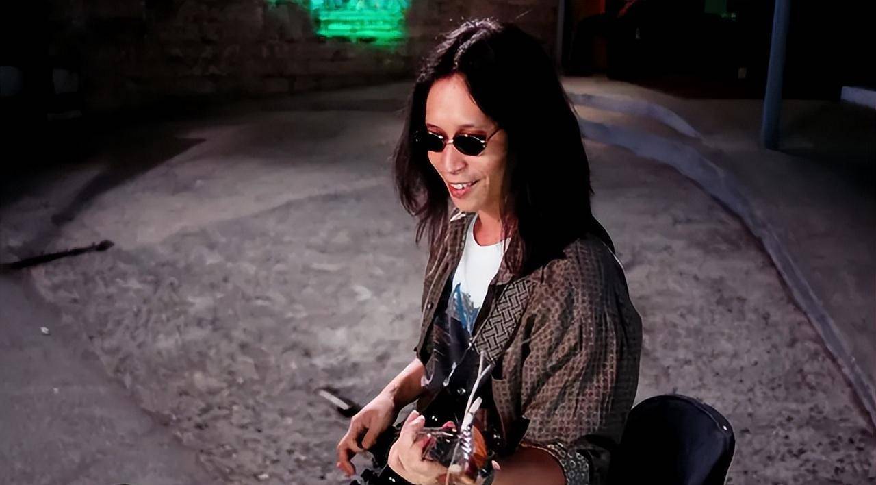 邱礼涛从助理导演到摄影师用了6年时间,才开始了导演生涯.