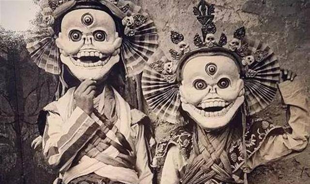 专家:看头上戴的啥_人性_故宫博物馆_鬼神