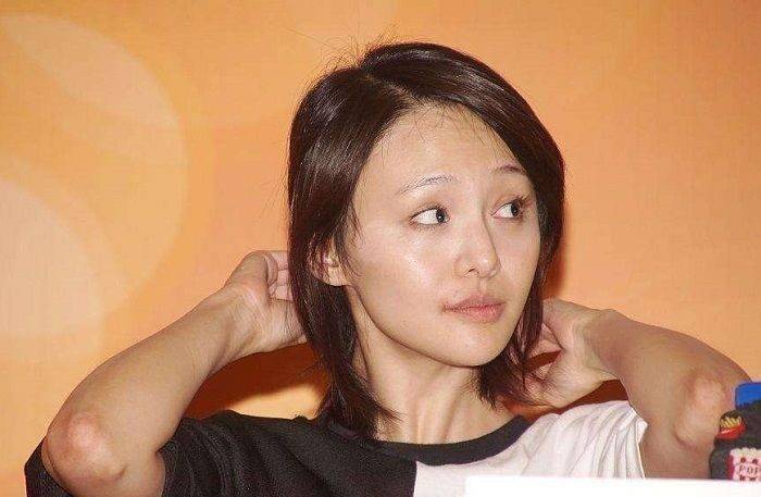 身高168的戚薇公布真实体重,与杨颖相差10多斤,评论都炸锅啦_kg_身材