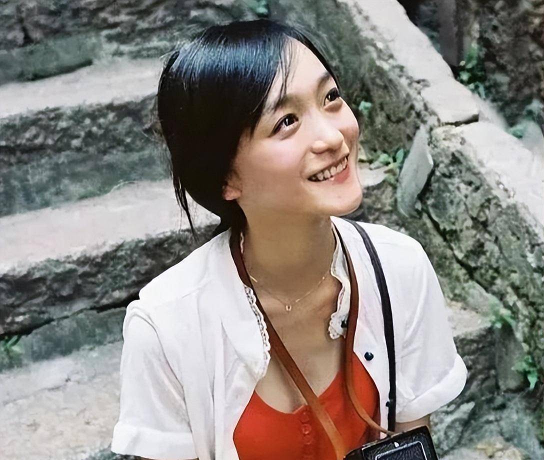 演心机女被观众讨厌,33岁的年龄却有18岁的脸_何泓姗_本人_张歆艺