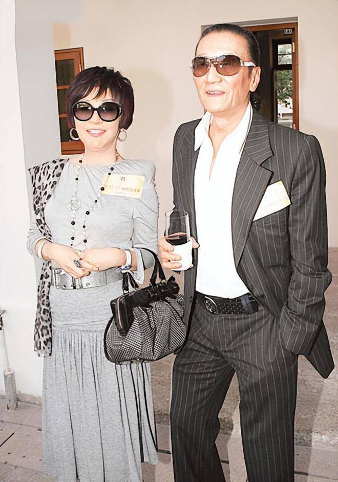 85岁金像奖得主一生风流,与儿媳张柏芝传绯闻揭秘_谢霆锋_孩子_嘉玲