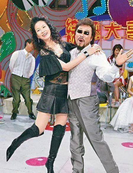 1975年,他与韩国人赵翠华结婚,生了两个儿子,长子张少青,次子张少怀.