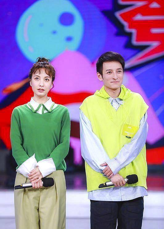 吴昕和男子同回家中,几天后两人再次现身看话剧,恋情疑似曝光?