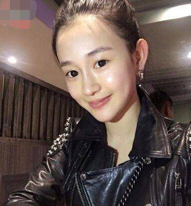 吴秀波妻子气质好小三木木娇小丰满她痴迷吴秀波被抛弃患抑郁_尚洁