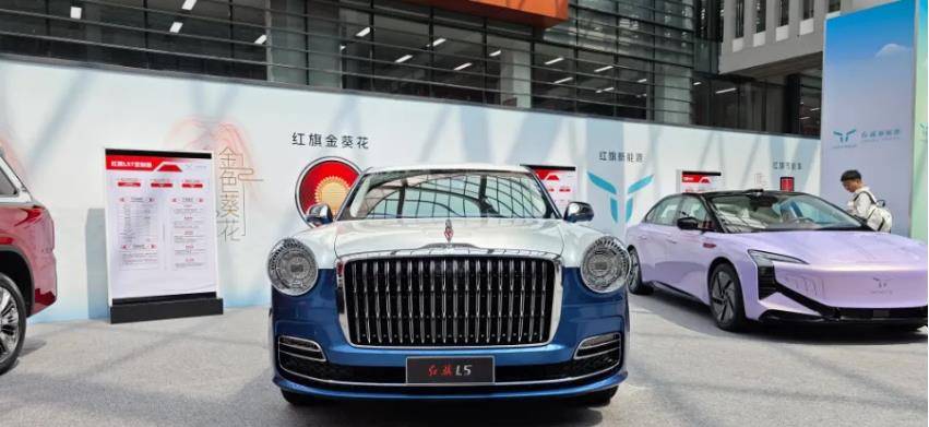 原创:红旗l5震撼登场:奢华巅峰,裸车价700万,无购车限制!