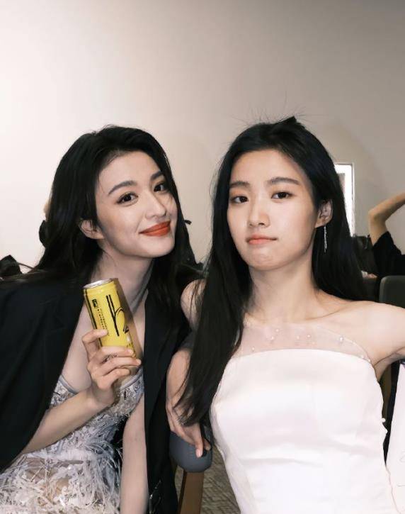 外貌_焦点_魅力