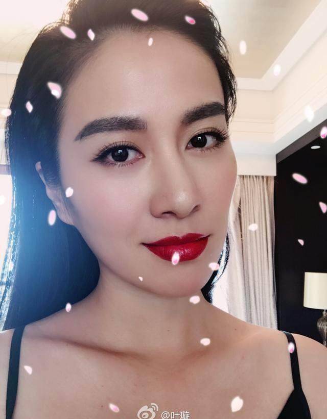 叶璇秀烈火红唇,跟小默先生真的没分手?_三亚_男友_女方