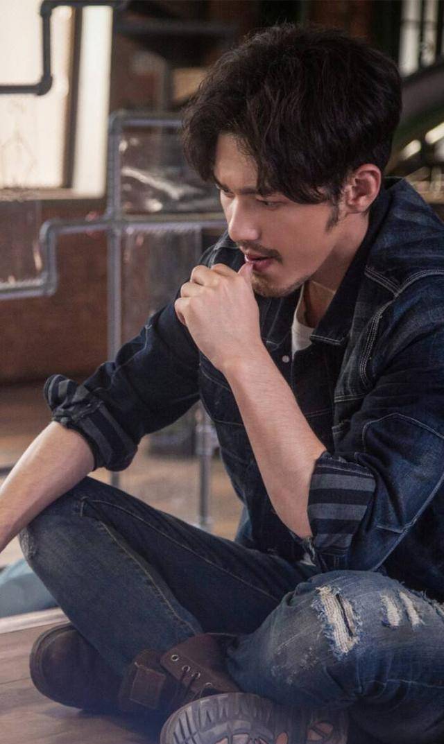 白宇确实很痞帅,深情沈巍和邪气夜尊都是朱一龙?_赵云澜_原著_剧情