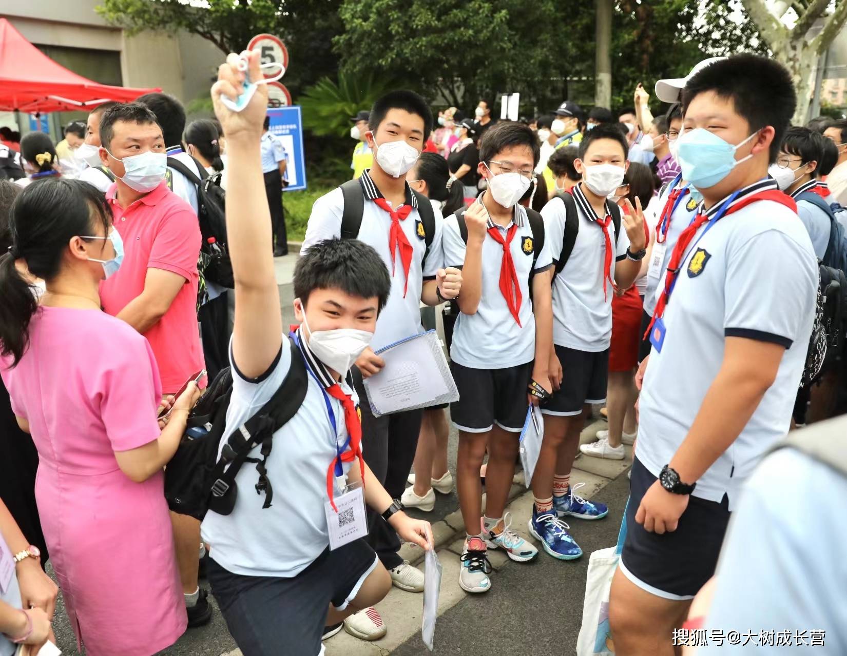 上海中考部分普高分数线大涨原因分析_上海中考普通高中分数线上涨_上海市中考分数线