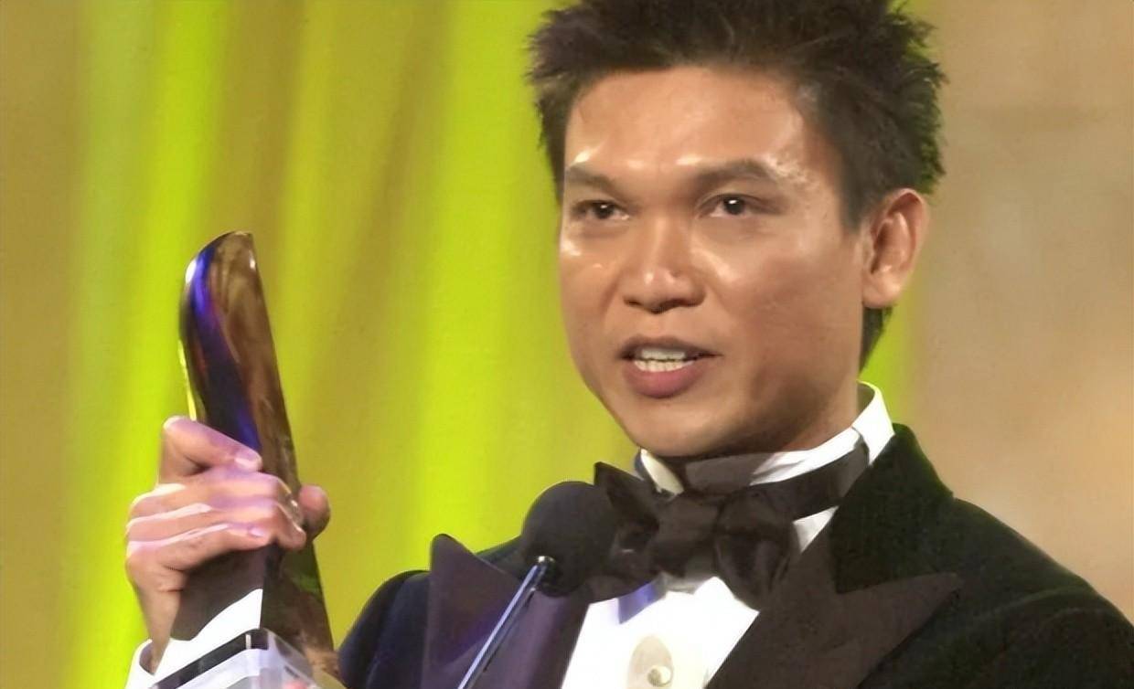 "穿山甲"谢韶光,当红时剃度出家,三年后还俗做义工_观众_热播_演艺圈