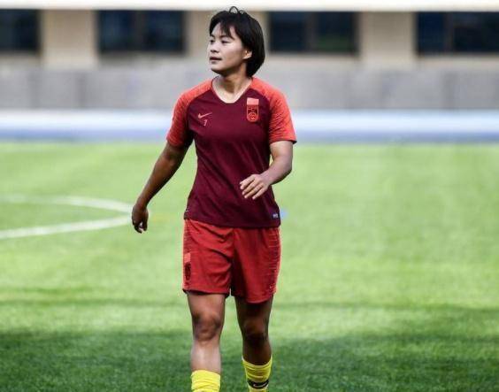 此外,大巴黎男队当家球星内马尔曝出性侵丑闻,女队当家球星王霜被曝