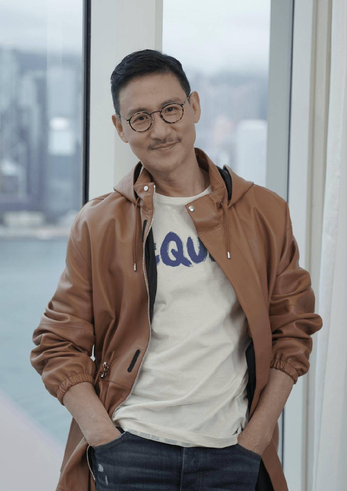 张学友受访罕有谈及家人,自称在家中地位最低,与女儿关系像朋友_孩子