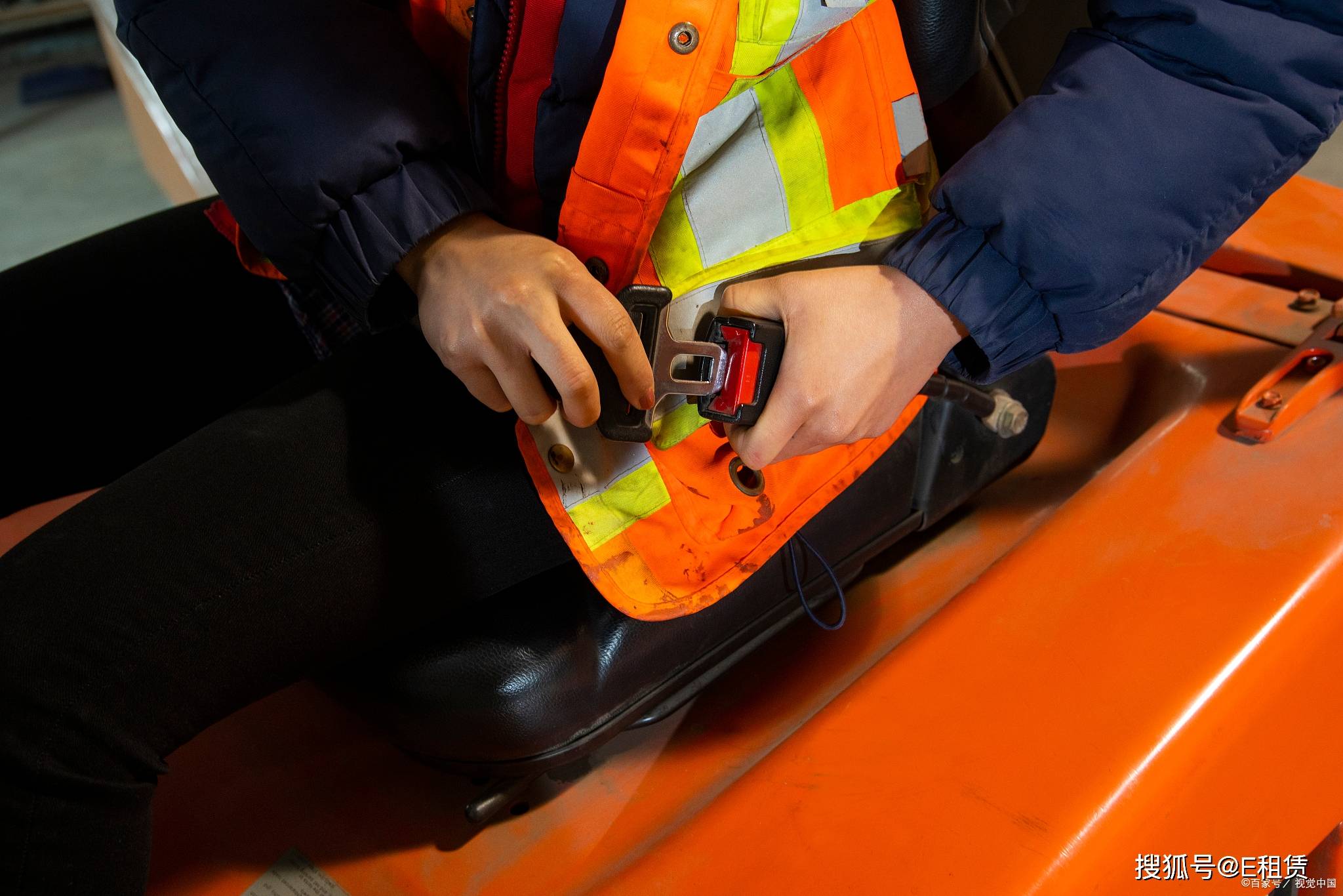 叉车安全带的使用与意义