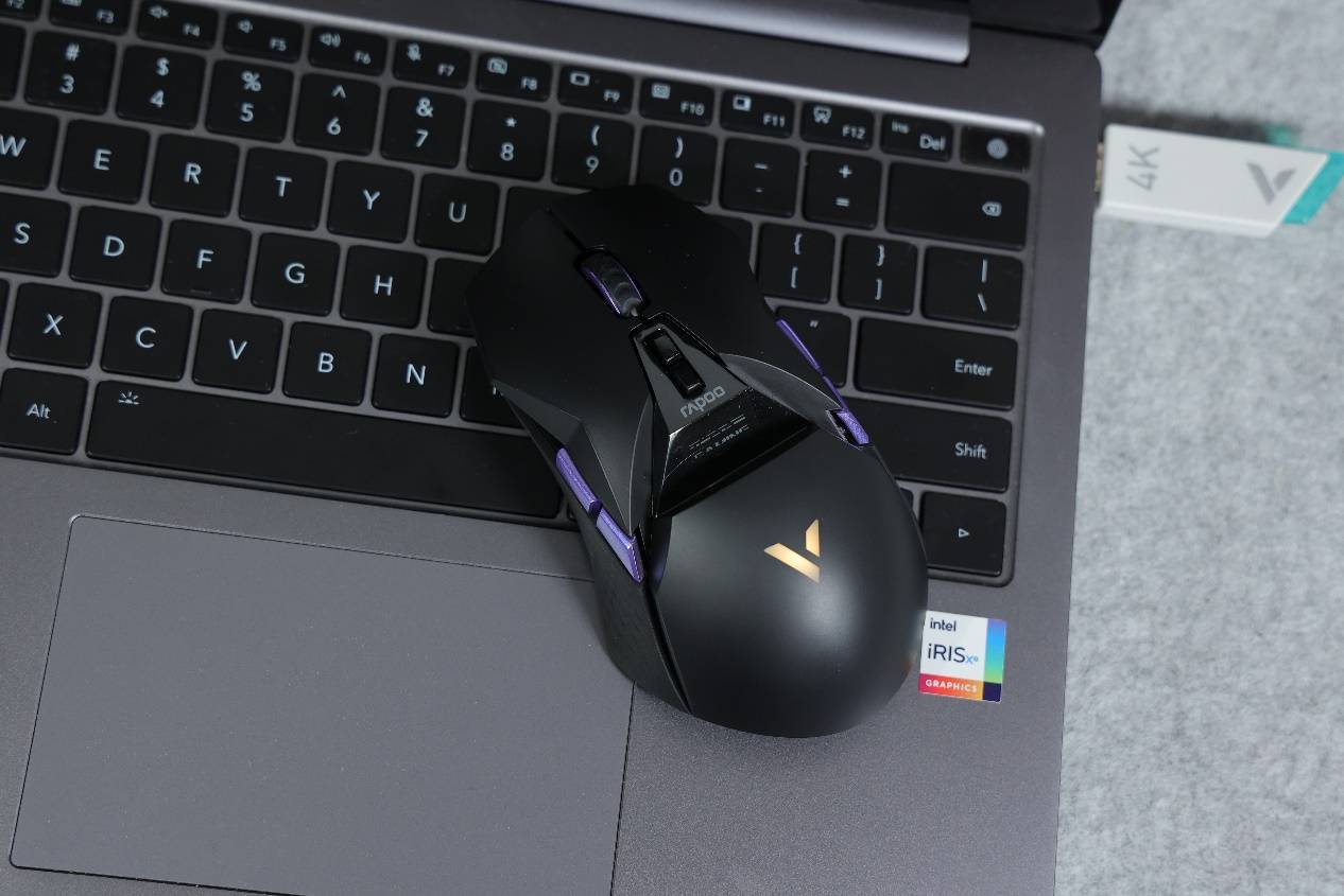 雷柏vt950pro:体验极致游戏之美,超高性价比的高端游戏鼠标_技术_操作