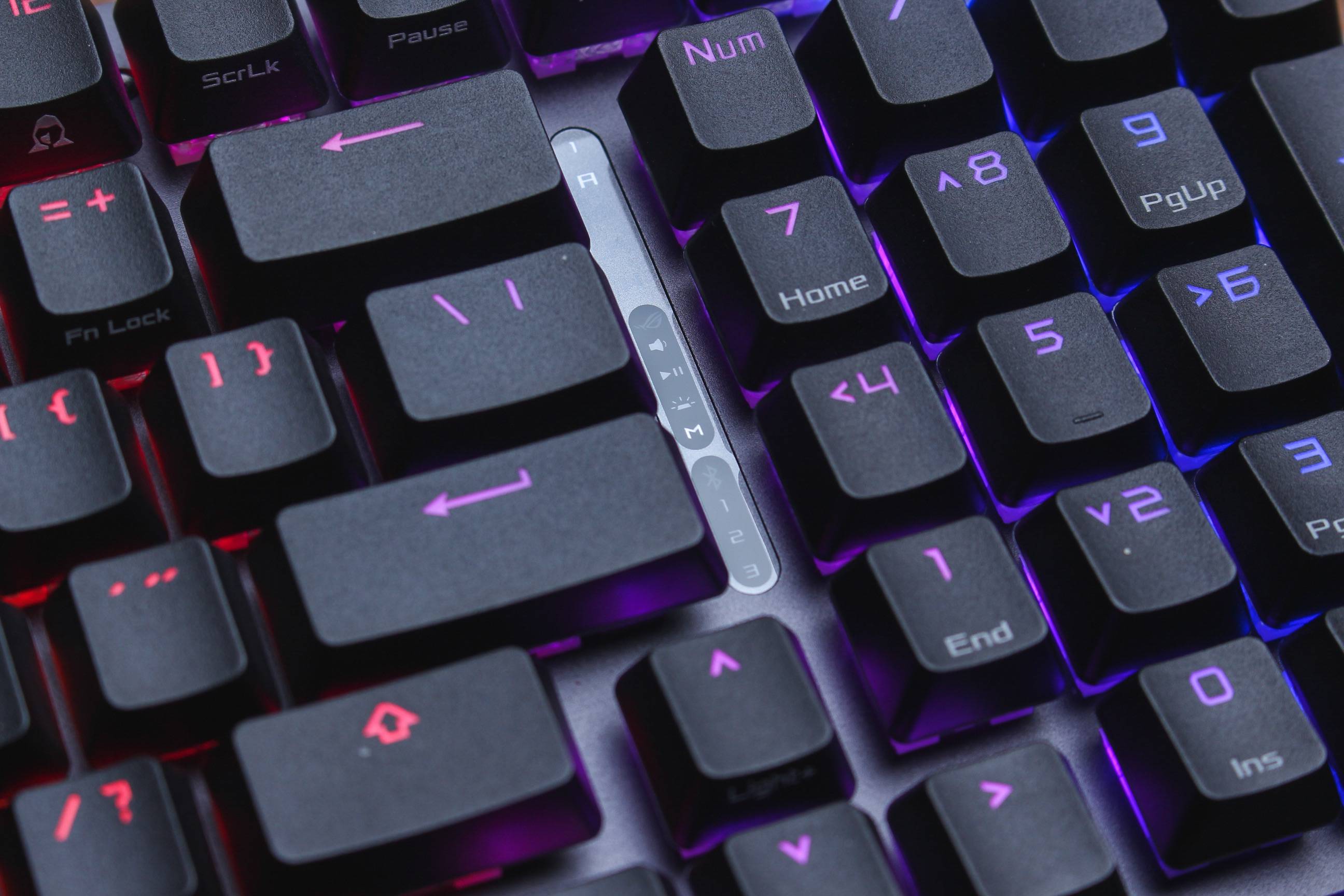 不是所有的98键都有这么好用,rog游侠2机械键盘真的很强_设计_按键