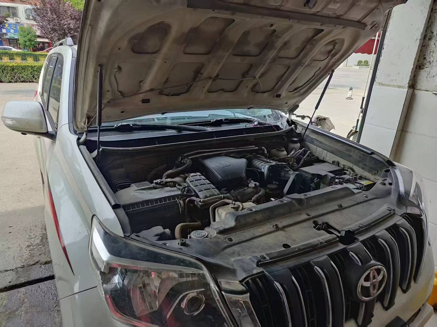 普拉多2.7的动力真的没救了吗?机械增压可以妙手回春!