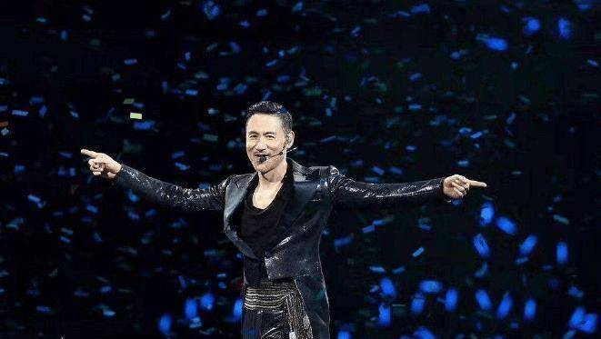 张学友演唱会8排26座永远卖不出去?