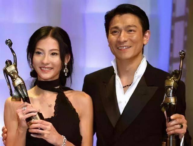 张柏芝:曾被张国荣万般宠爱的妹妹,在哥哥去世后却受尽委屈_时候_电影