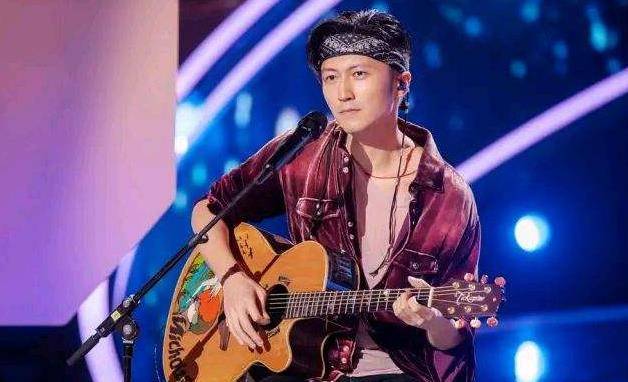 李健自曝去香港,不住酒店就住谢霆锋家,说出理由全场爆笑_节目_音乐