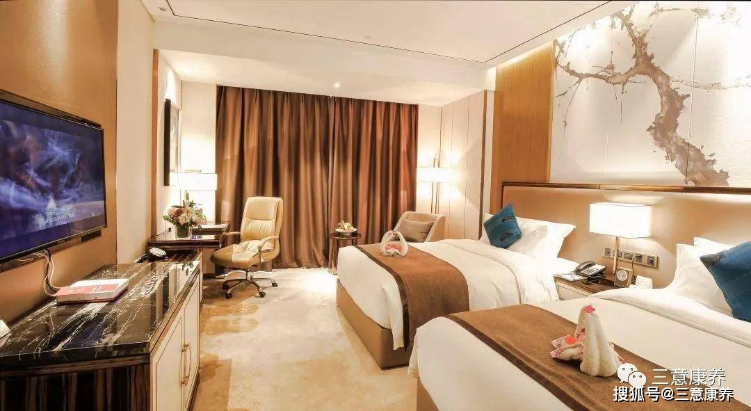 贵州兴义雅阁国际五星级酒店 7天6晚包吃住1080元/人起